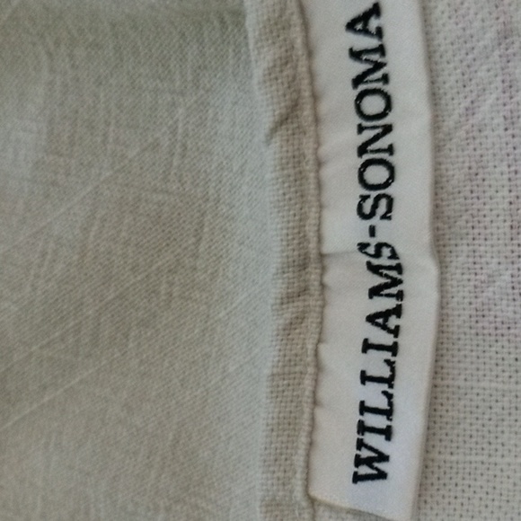 Williams-Sonoma A Merry Christmas Kitchen Towel - Picture 3 of 3